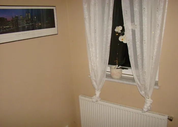 Scarlett * Zitzewitz